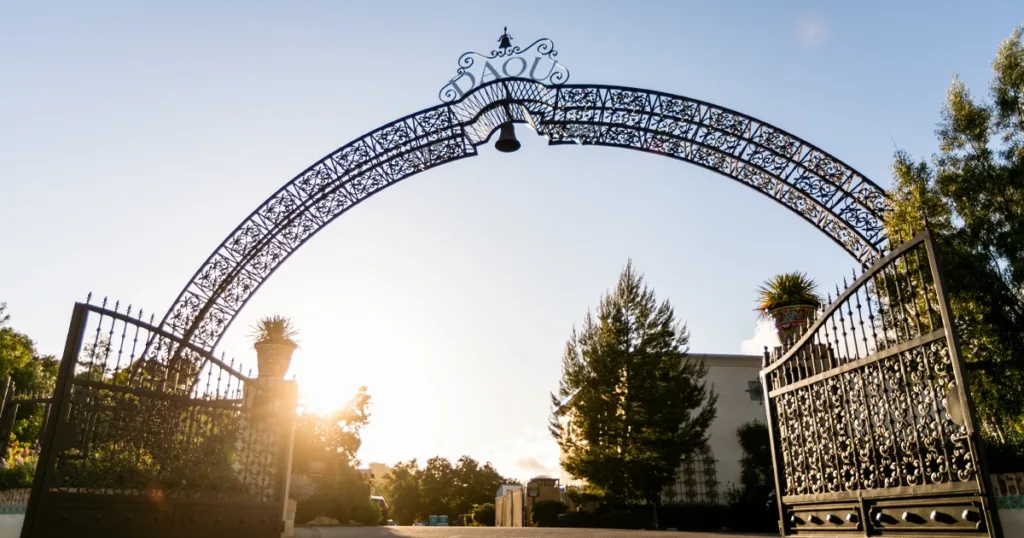 DAOU, DAOU Vineyards, Daniel Daou ,Georges Daou, Paso Robles, Sally Port